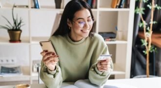 A girl with a credit card in the UAE